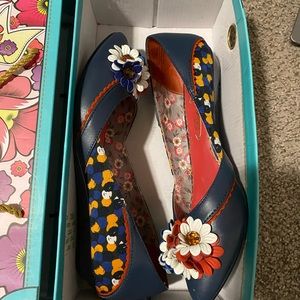 Poetic License Flats!